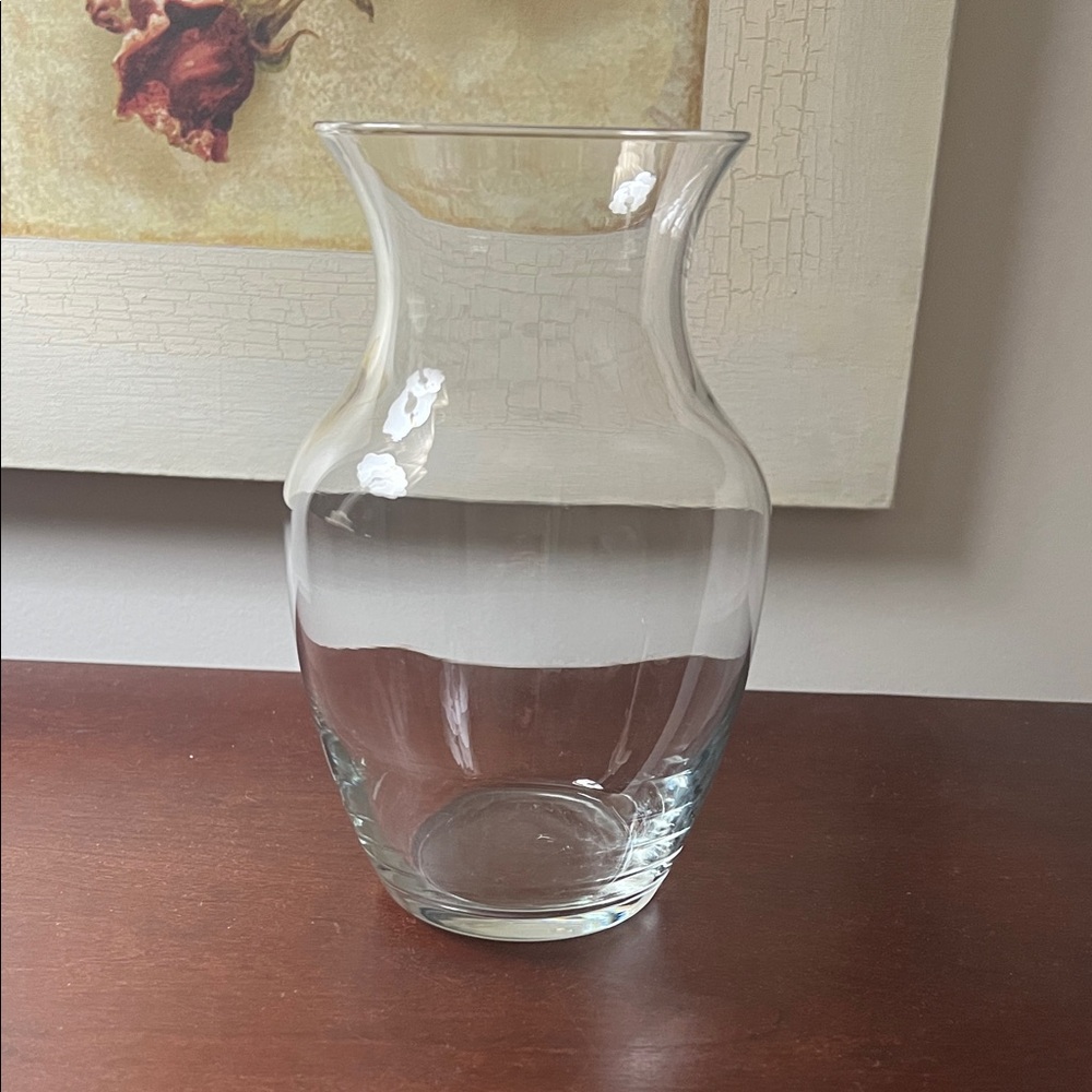 Hourglass/Rose Glass Vase